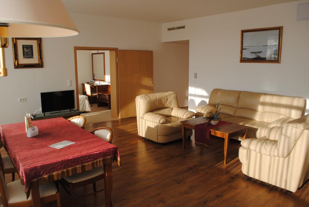 Hotel Claudius Szombathely Eksteriør billede